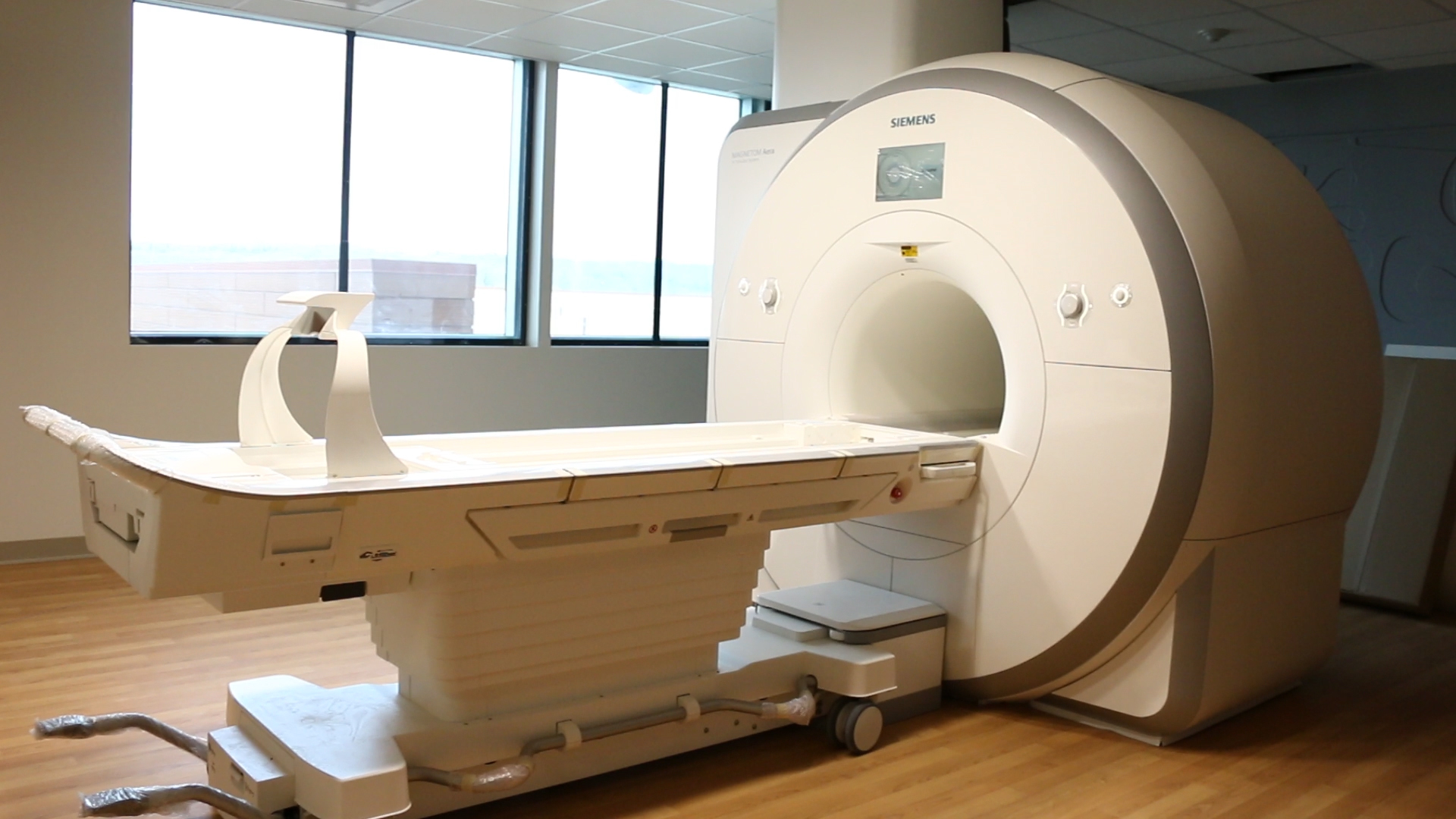 MRI machine installation at UConn Health